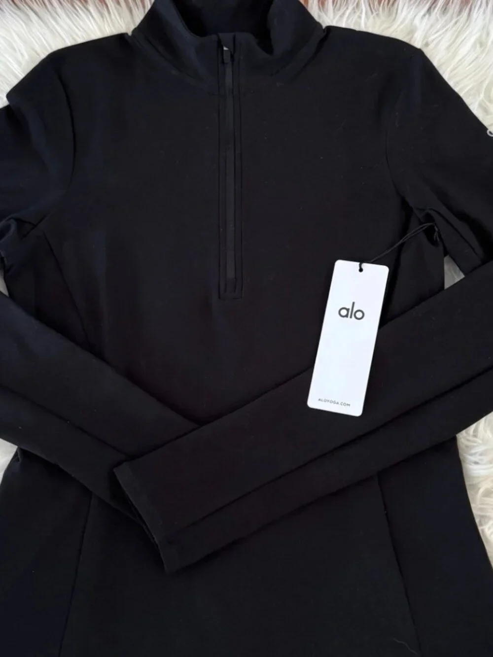 Alo Yoga Set With Alosoft 1/2 Zip Rapid Pullover And Precision Short In Black